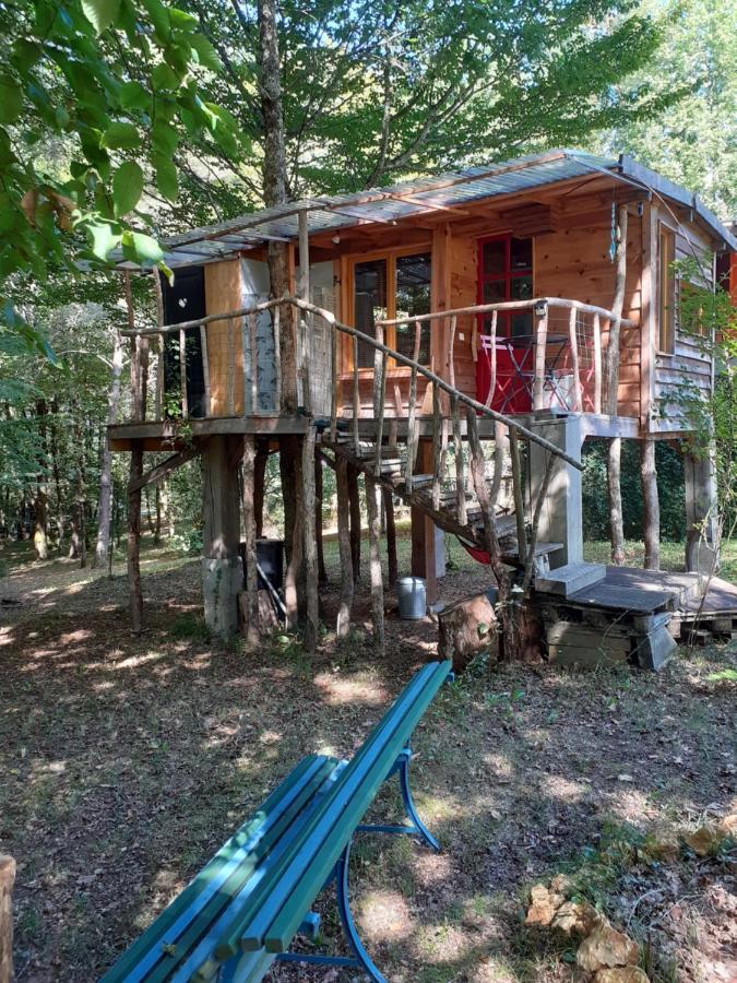La Cabane De L'Oiseau Couze-et-Saint-Front Exterior photo
